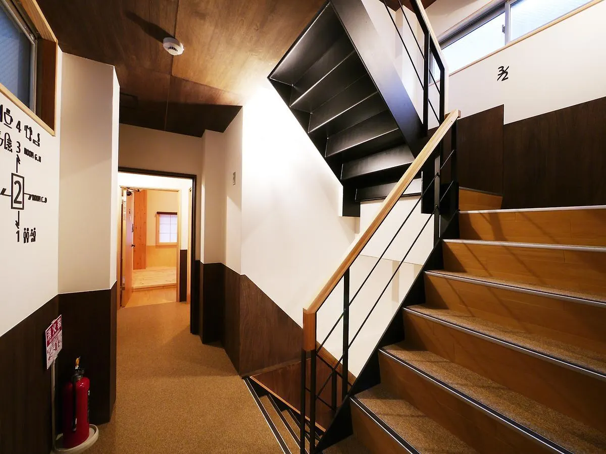 Apartment Poly Hostel 2 Namba Osaka