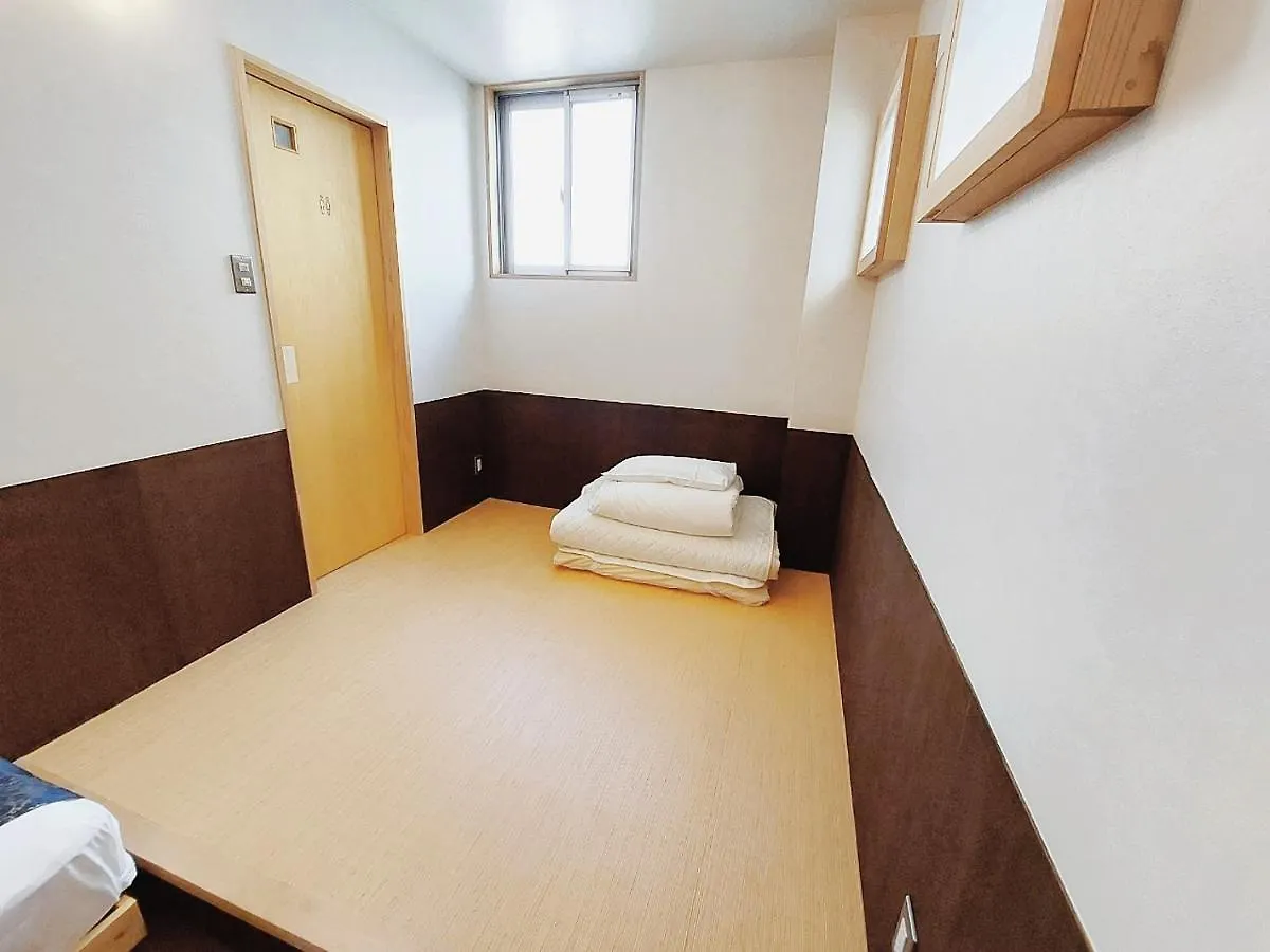 Poly Hostel 2 Namba Osaka 0*,